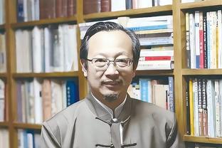 媒体人：扬科维奇带四门将也不愿多带一前锋，这是何等迷幻操作